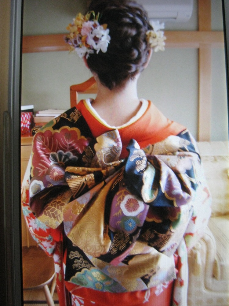 金沢での着付けなら安心してプロにお任せ下さい♪サービス・メニュー欄で写真掲載ございます♪